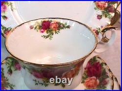 Old Country Roses 20 Piece Place Setting New By Royal Albert Store Old Stock Old Country Roses 20 Piece Place Setting New By Royal Albert Store Old Stock