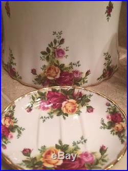 Old Country Roses 4 Piece Bathroom Set By Royal Albert Very Rare 129.99 Mint