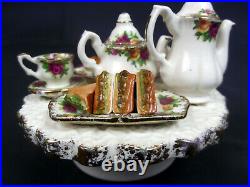 Old Country Roses Rare, Large Novelty Teapot, Gc, 1998, England, Royal Albert