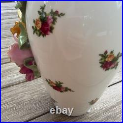 Old Country Roses Royal Albert 1962 Vase Sculpted flowers