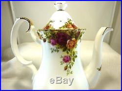 Old Country Roses Royal Albert 1st England Bone China Coffee Pot Old Country Roses Royal Albert 1st England Bone China Coffee Pot