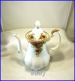 Old Country Roses Royal Albert 1st England Bone China Coffee Pot Old Country Roses Royal Albert 1st England Bone China Coffee Pot