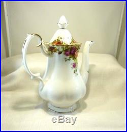 Old Country Roses Royal Albert 1st England Bone China Coffee Pot Old Country Roses Royal Albert 1st England Bone China Coffee Pot