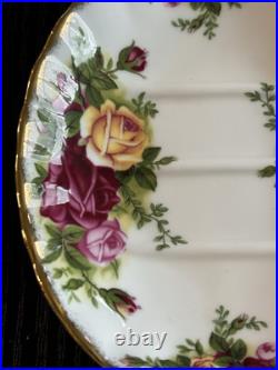 Old Country Roses, Royal Albert Bathroom Vanity Set 2 pcs