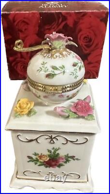 Old Country Roses Royal Albert Bone China Musical Coffee Grinder Down By Old Mil