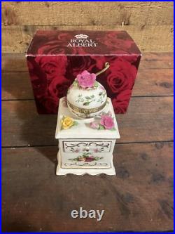 Old Country Roses Royal Albert Bone China Musical Coffee Grinder Down By Old Mil