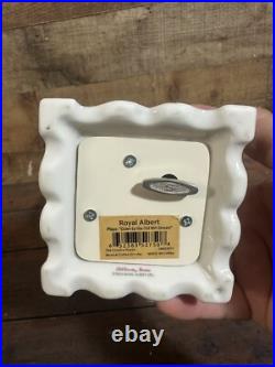 Old Country Roses Royal Albert Bone China Musical Coffee Grinder Down By Old Mil