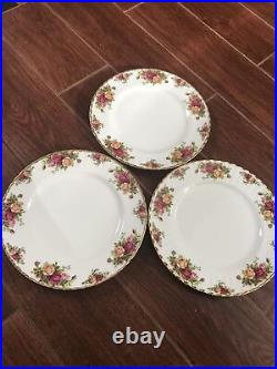 Old Country Roses Royal Albert (Dinner, Salad, Dessert, And Saucer Plates)