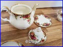 Old Country Roses Royal Albert England Tea Pot Trivet cream sugar tea cup saucer