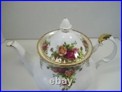 Old Country Roses Royal Albert Large 8.5 Montrose Teapot Creamer Candy Dish