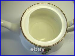 Old Country Roses Royal Albert Large 8.5 Montrose Teapot Creamer Candy Dish
