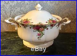 Old Country Roses Royal Albert Large Soup Tureen