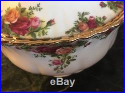 Old Country Roses Royal Albert Large Soup Tureen