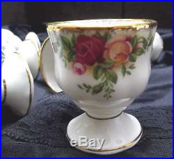 Old Country Roses Royal Albert Set of 8 Single Egg Cups / Egg Coddler England