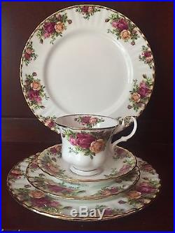 Old Country Roses by Royal Albert