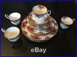 Old Country Roses by Royal Albert 20pc set 4 Place Settings Made in England