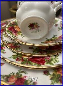 Old country roses royal albert