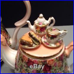 RARE Royal Albert Old Country Roses Large And Mini Decorative Teapots