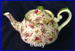 RARE Royal Albert Old Country Roses Ruby Celebration Pink Chintz TeapotMINT