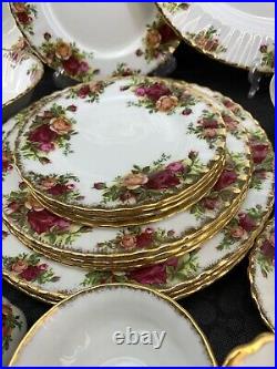 READ Lot Of 30 Pcs Royal Albert Old Country Roses Dinner Salad Bread Plate Cups