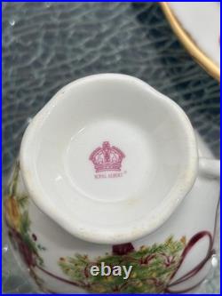 ROYAL ALBERTOld Country Rose Christmas Tree 20 PIECE SETSERVICE FOR 4 (NEW)