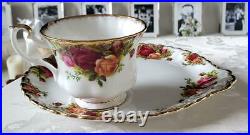 ROYAL ALBERT #108 Old Country Rose Snack Set Cup