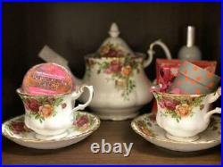 ROYAL ALBERT #83 Old Country Rose Cup Saucer Set