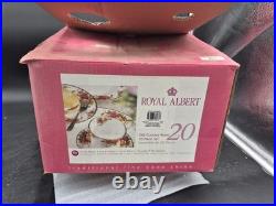 ROYAL ALBERT OLD COUNTRY ROSES 16pc. Dinning set. New in opened box