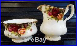ROYAL ALBERT OLD COUNTRY ROSES 1st Quality 23 PIECE TEA SERVICE for 6 Persons