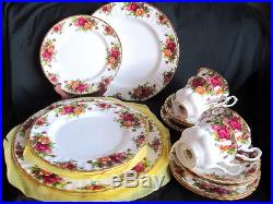 ROYAL ALBERT OLD COUNTRY ROSES 20 Piece Set Original 1962