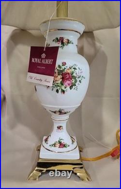 ROYAL ALBERT OLD COUNTRY ROSES 25 LAMP WithSHADE NEW ENGLAND RARE GORGEOUS