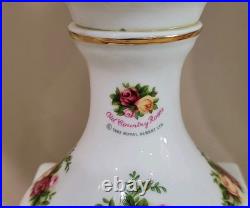 ROYAL ALBERT OLD COUNTRY ROSES 25 LAMP WithSHADE NEW ENGLAND RARE GORGEOUS