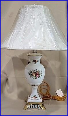 ROYAL ALBERT OLD COUNTRY ROSES 25 LAMP WithSHADE NEW ENGLAND RARE GORGEOUS