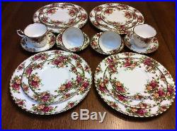 ROYAL ALBERT OLD COUNTRY ROSES 4 Place Settings 20 Pieces England Mint