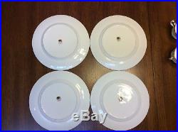 ROYAL ALBERT OLD COUNTRY ROSES 4 Place Settings 20 Pieces England Mint