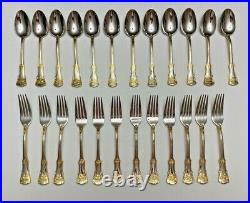 ROYAL ALBERT OLD COUNTRY ROSES 65 Piece Flatware w Wood Box QUICK SHIP