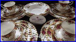 Royal Albert Old Country Roses Beautiful Xmas Settings Porcelain Dishes Plaque