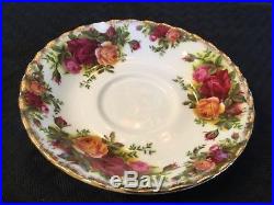 ROYAL ALBERT OLD COUNTRY ROSES BONE CHINA DINNERWARE SET-service for 8-58 pieces