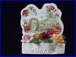 ROYAL ALBERT OLD COUNTRY ROSES BONE CHINA ENGLAND 83 PIECE SET INCLUDING CLOCK