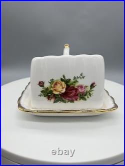 ROYAL ALBERT OLD COUNTRY ROSES Butter Dish. Made in England