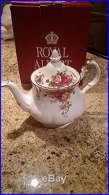 ROYAL ALBERT OLD COUNTRY ROSES COLLECTION5 PC SERVICE FOR 8 + LOTS MORE