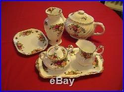 Royal Albert Old Country Roses Dinner Set, Fine Bone China