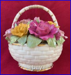 ROYAL ALBERT OLD COUNTRY ROSES Flower's Music Basket BOUQUET Fur Elise 8.5 H ROYAL ALBERT OLD COUNTRY ROSES Flower's Music Basket BOUQUET Fur Elise 8.5 H