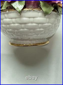 ROYAL ALBERT OLD COUNTRY ROSES Flower's Music Basket BOUQUET Fur Elise 8.5 H