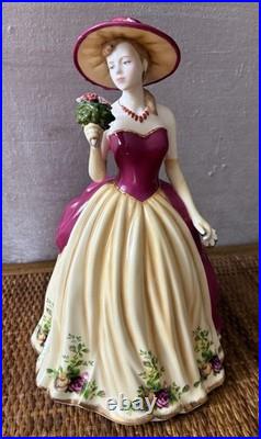 ROYAL ALBERT OLD COUNTRY ROSES RA25 Figure Of The Year 2010 Figurine ROYAL ALBERT OLD COUNTRY ROSES RA25 Figure Of The Year 2010 Figurine