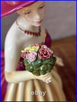 ROYAL ALBERT OLD COUNTRY ROSES RA25 Figure Of The Year 2010 Figurine