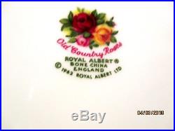 ROYAL ALBERT OLD COUNTRY ROSES SERVICE FOR 12 WithSERVING PIECES EXC COND ENGLAND