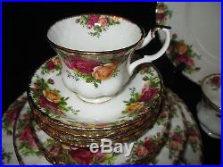 Royal Albert Old Country Roses Set Of 20 Dishes Service For 4 Made In England Royal Albert Old Country Roses Set Of 20 Dishes Service For 4 Made In England
