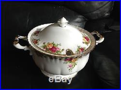 ROYAL ALBERT OLD COUNTRY ROSES SOUP TUREEN