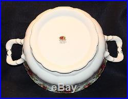 ROYAL ALBERT OLD COUNTRY ROSES SOUP TUREEN ENGLAND